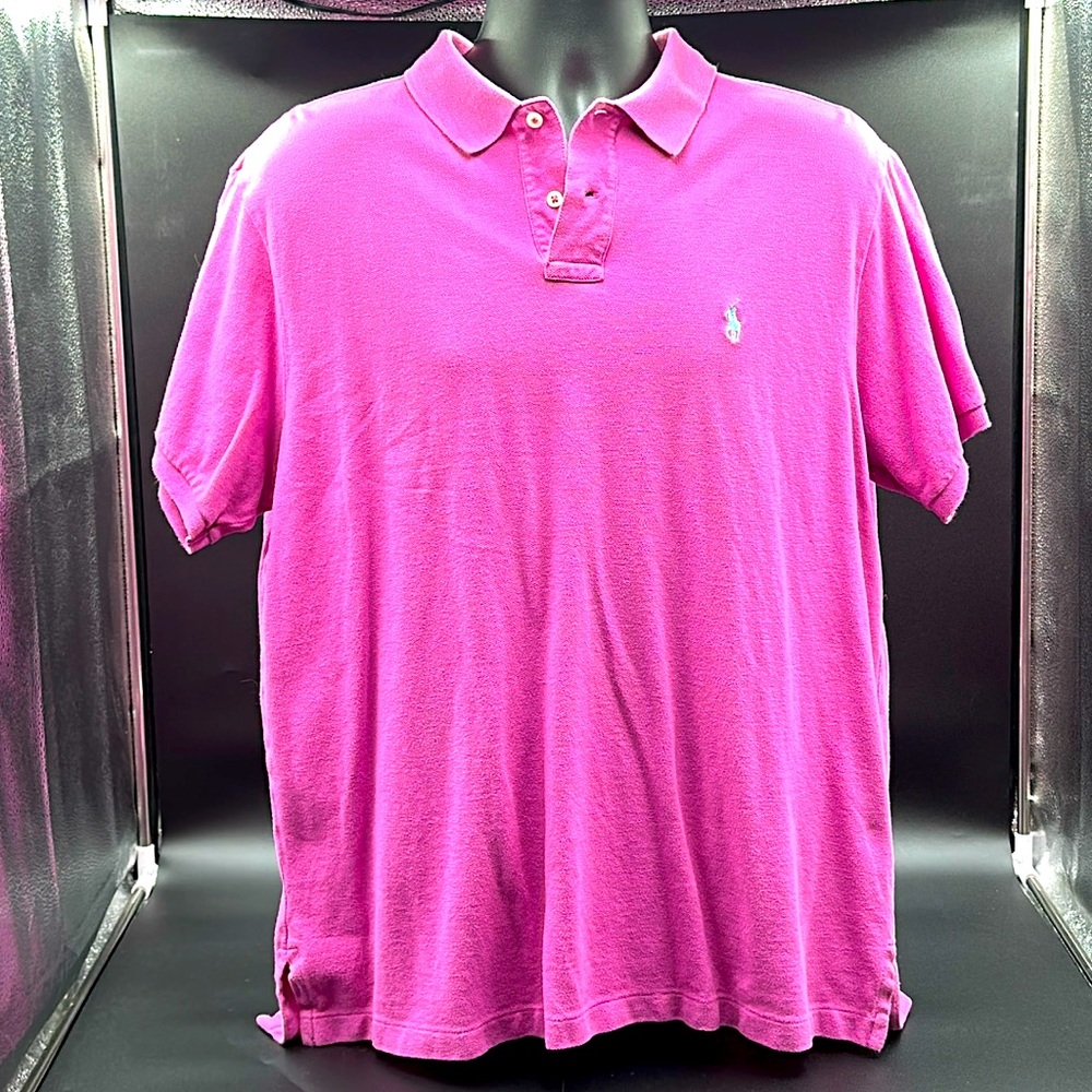 Polo by Ralph Lauren custom fit polo shirt. Size XL. Men’s. Excellent condition!